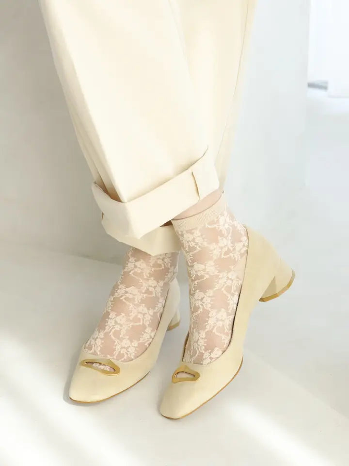 Wedding Socks and Legwear: Stylish Choices for Every Wedding Occasion