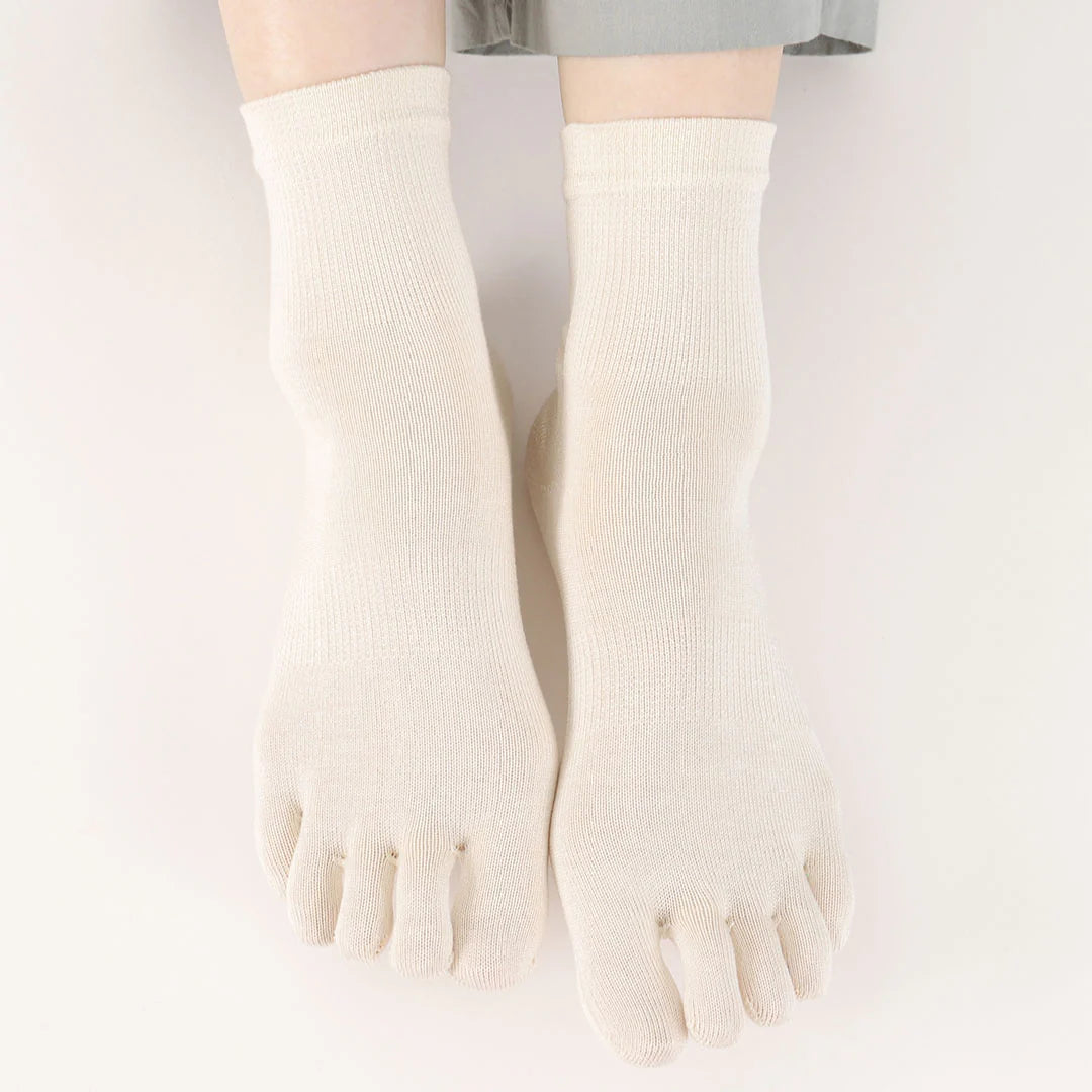 Silk Socks: The Luxurious Footwear Your Wardrobe Deserves