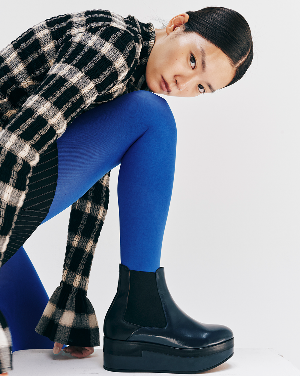 Elevate Your Style: The Magic of Premium Colour Tights