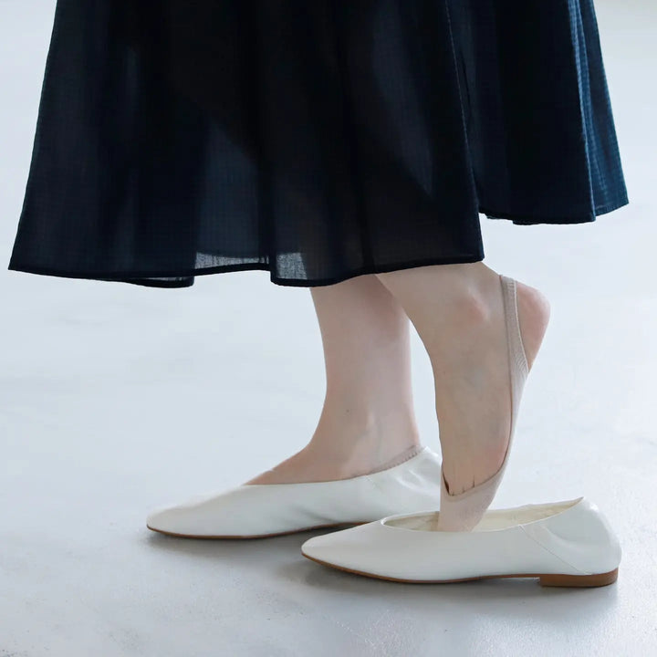 011110157 Backstrap No-Show Socks L