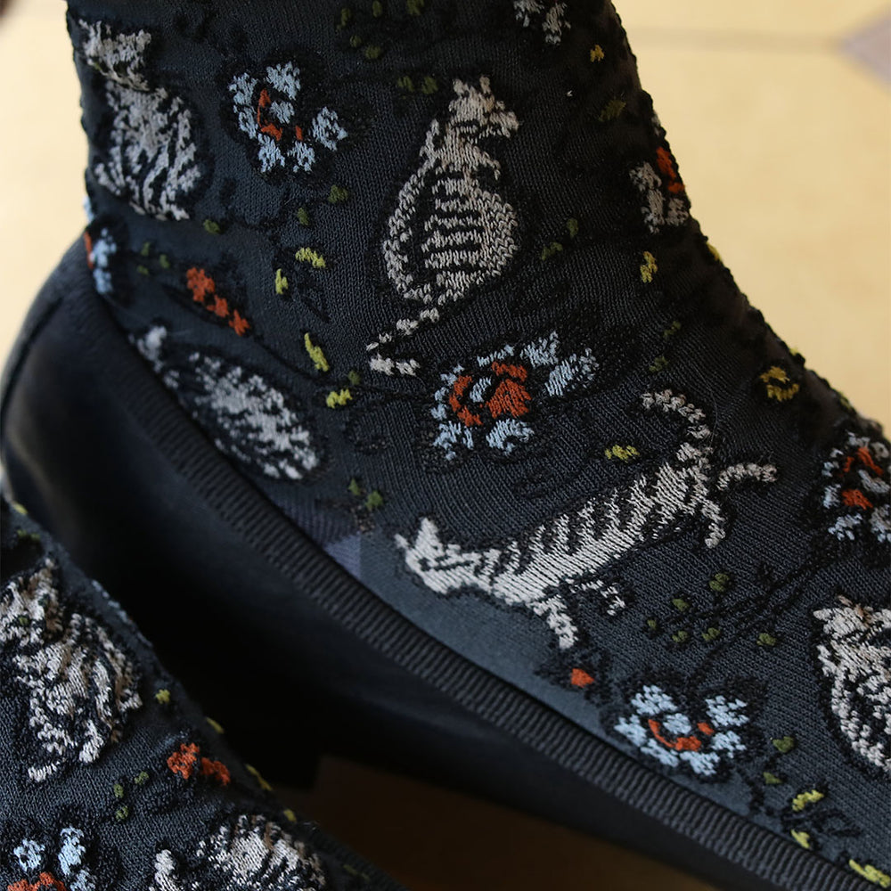 Oriental Cat Low Crew Socks