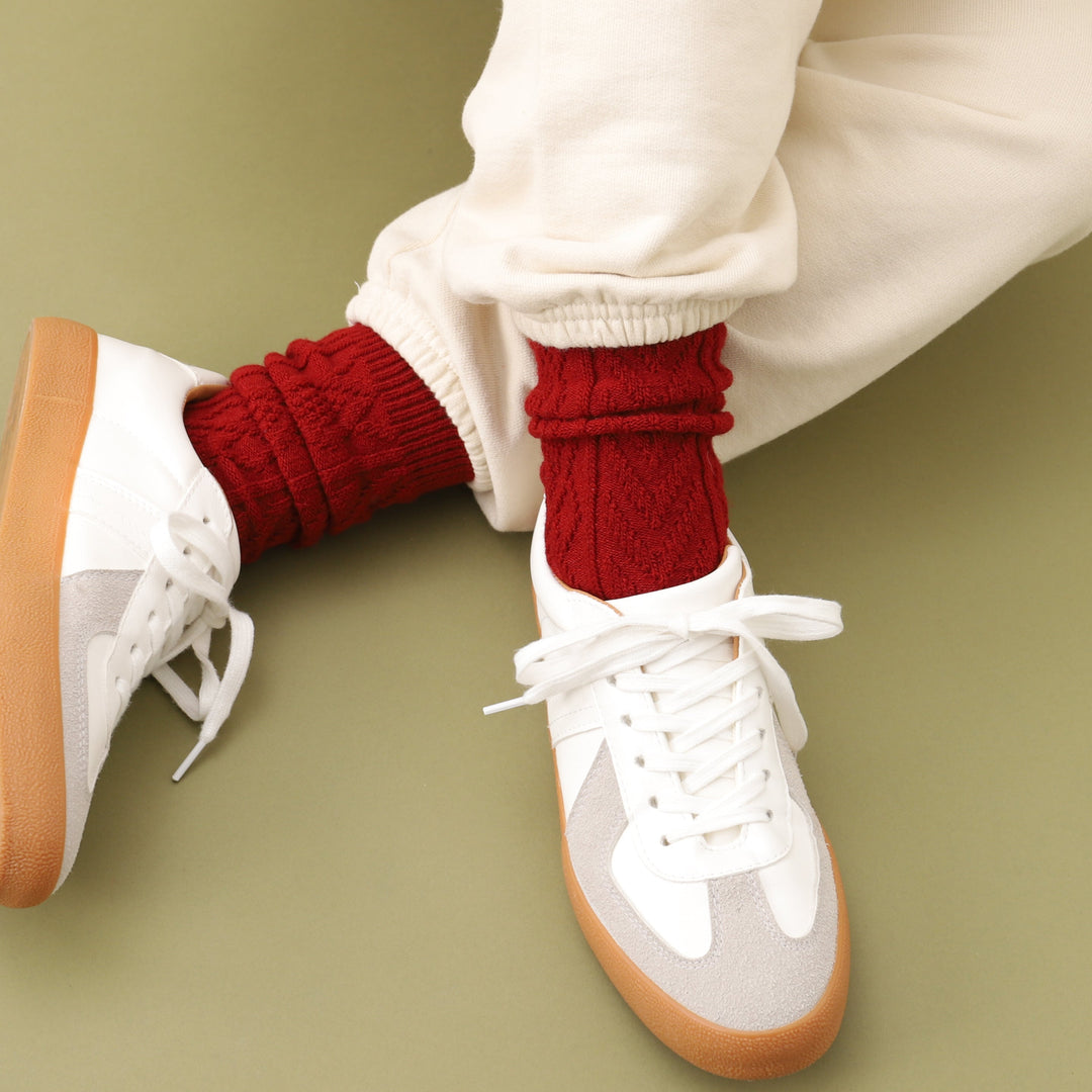 011141267 Wool Diamond Cable Crew Socks