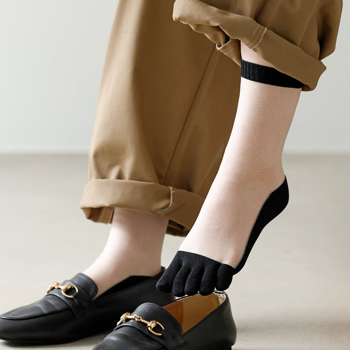 011141549 Sustainable Yarn Sheer Crew Toe Socks