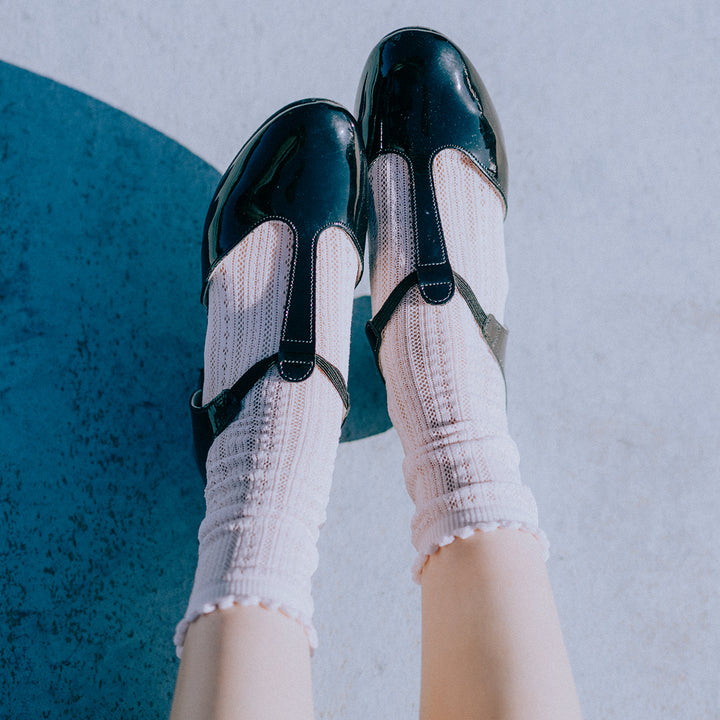 011141551 Picot Lace Pattern Crew Socks