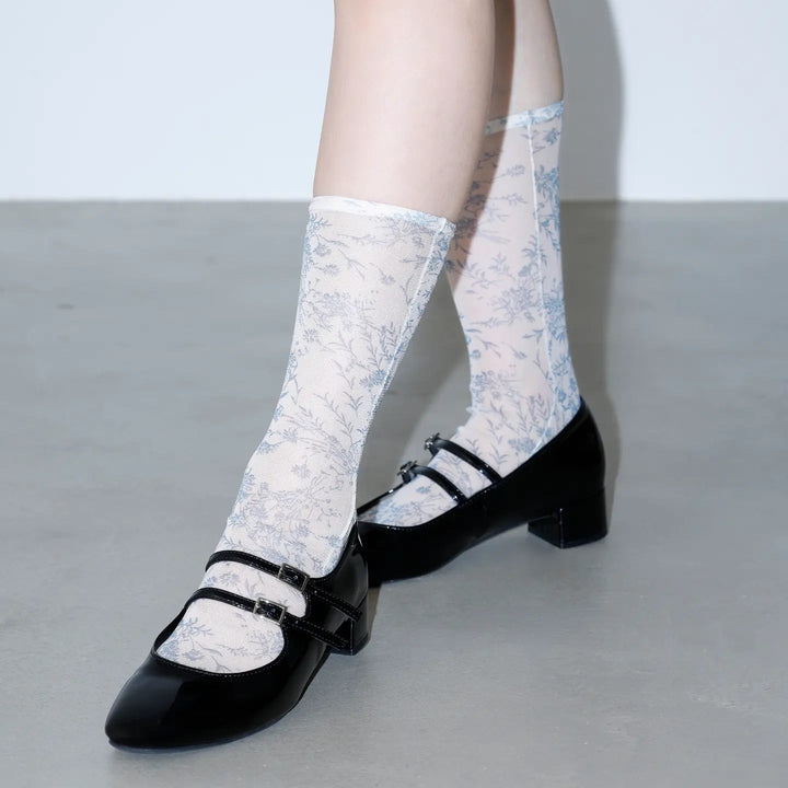 011141590 Flower Vine Sheer Crew Socks