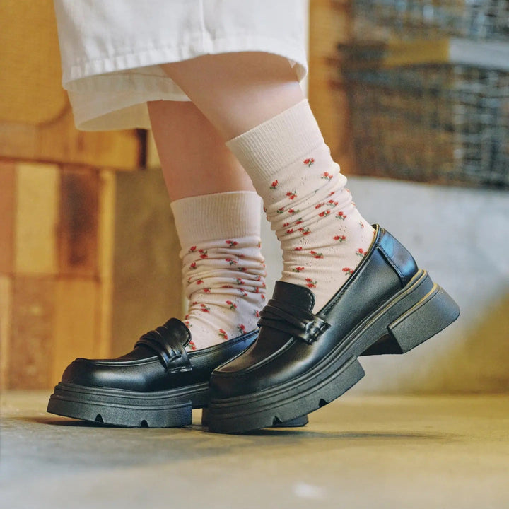 011160094 Small Flower Quarter Socks