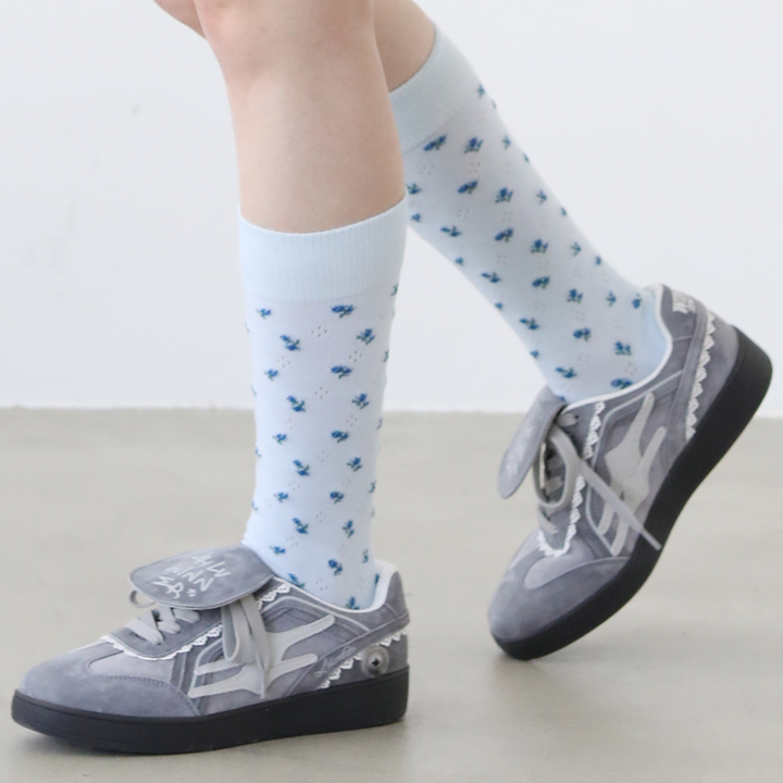 011160094 Small Flower Quarter Socks