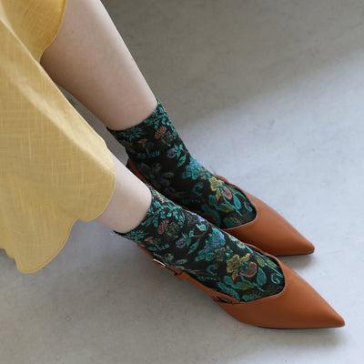 28 Moss brown Flower Embroidered Pattern Socks