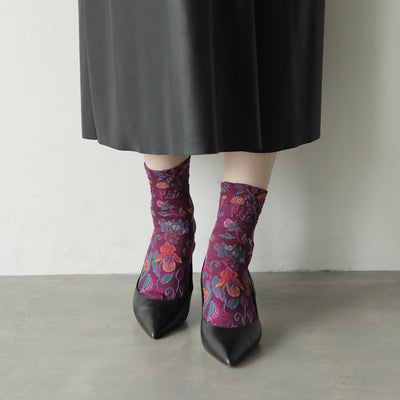 Purple Flower Embroidered Pattern Socks