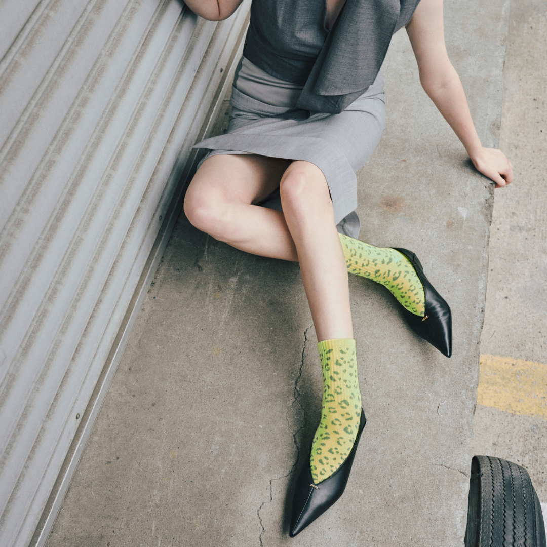 021132572 Water Repellent Leopard Rib LC Socks