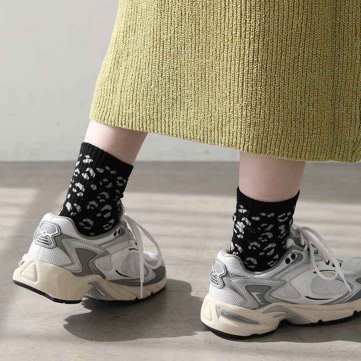 021132572 Water Repellent Leopard Rib LC Socks