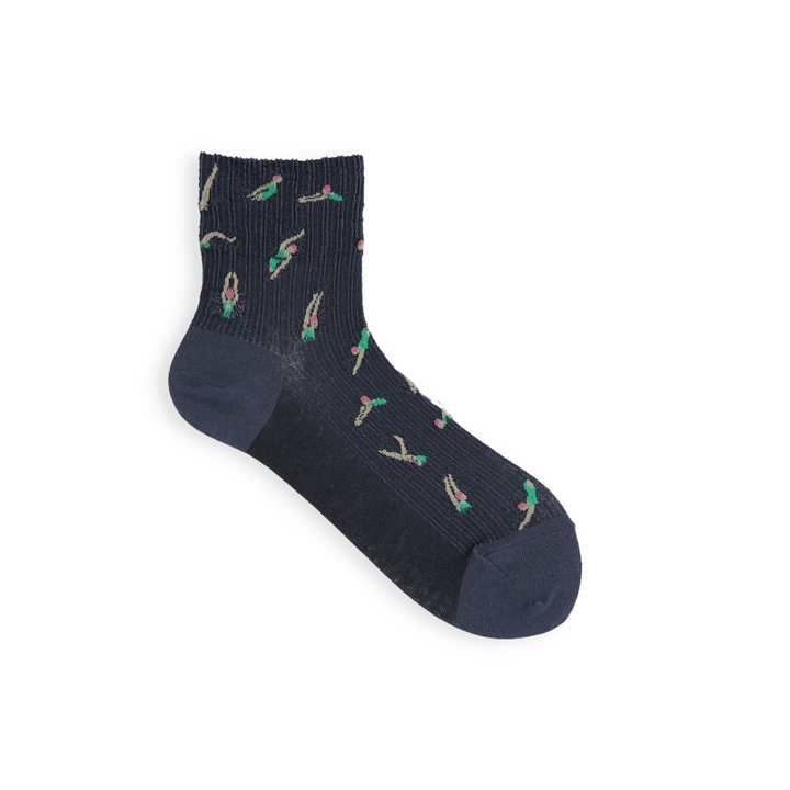 021132588 Swimmer Cotton/Linen Crepe LC Socks