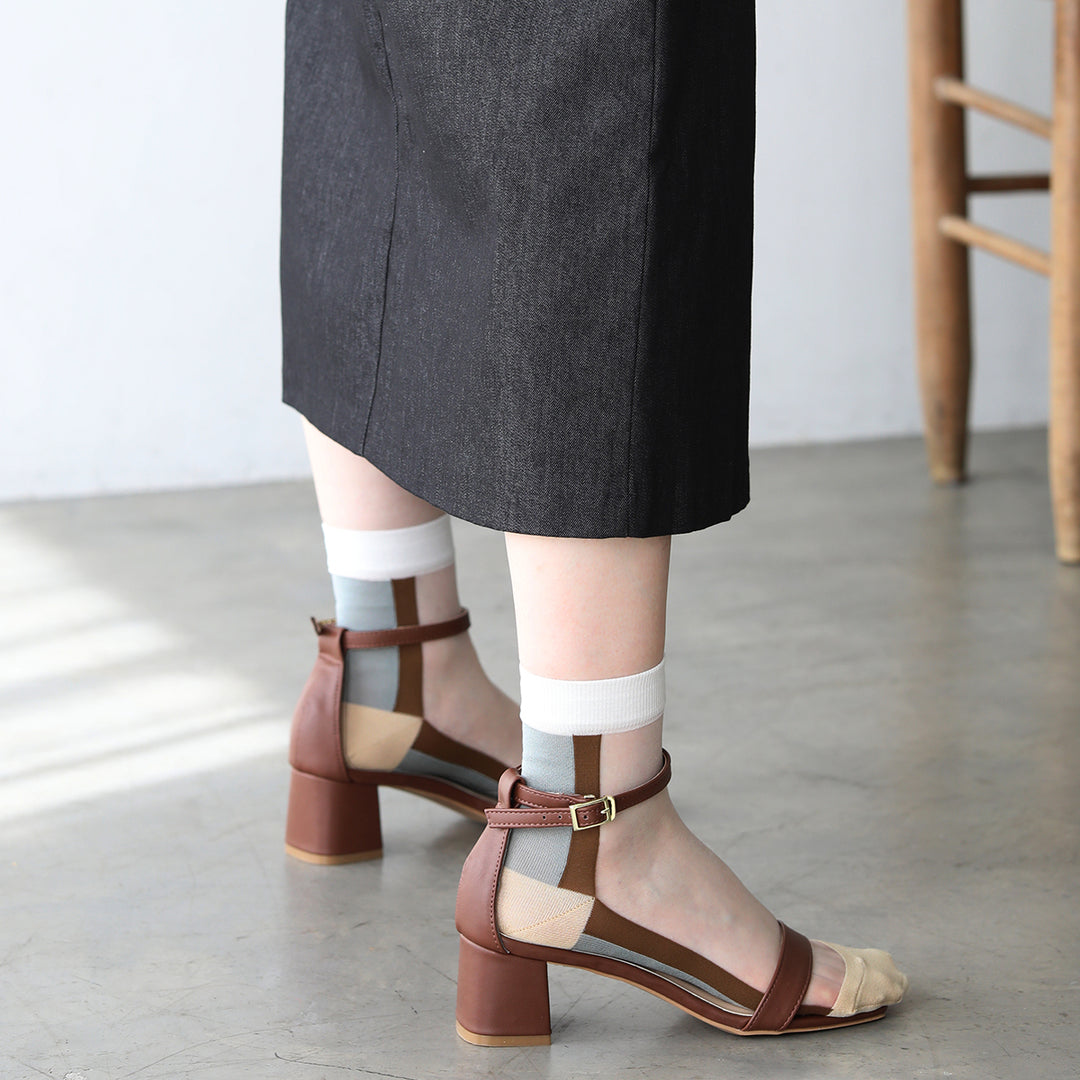 021132599 Sheer Panel Low Crew Socks