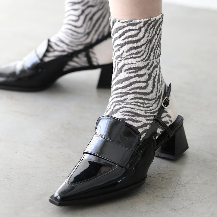 021132621 Zebra Pattern Low Crew Socks