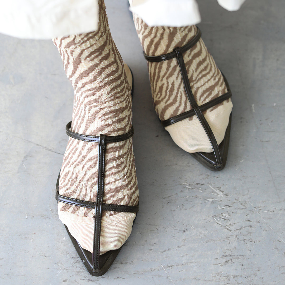 021132621 Zebra Pattern Low Crew Socks