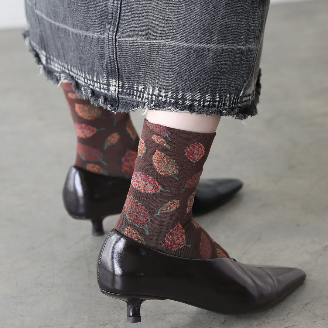 021132635 Autumn Leaves Low Crew Socks