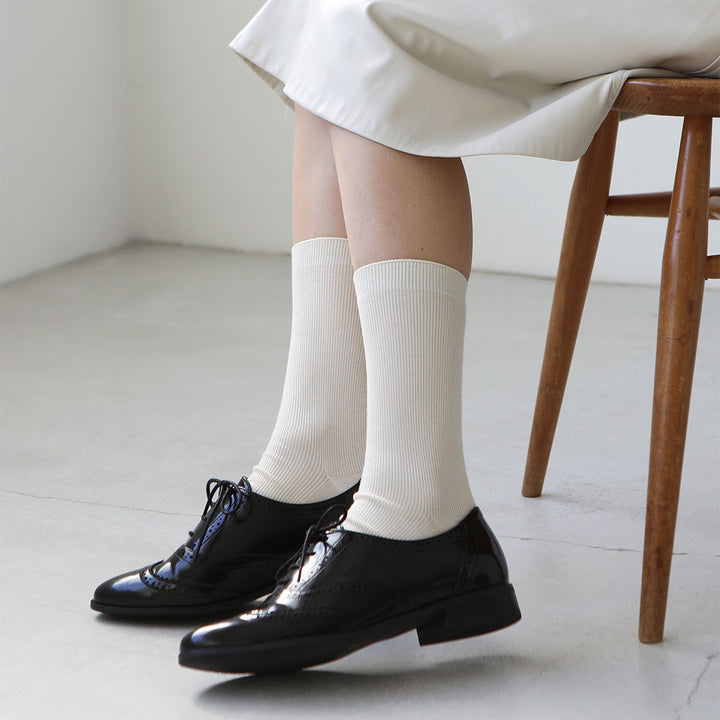 021140512 Luxe Merino Wool Ribbed Crew Socks