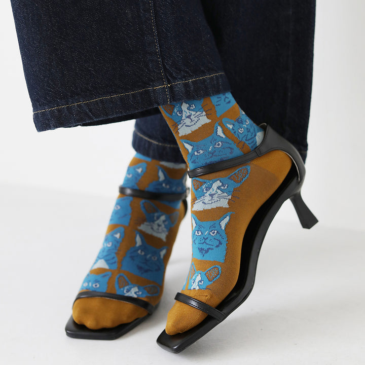 021140827 Manga Cat Pattern Crew Socks S