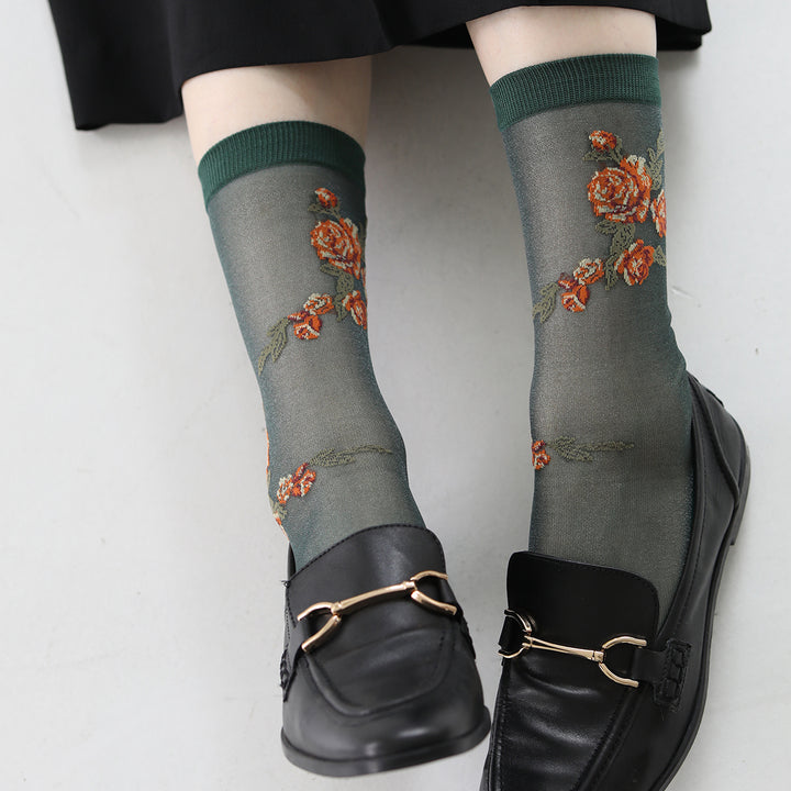 021140988 Sheer Rose Crew Socks