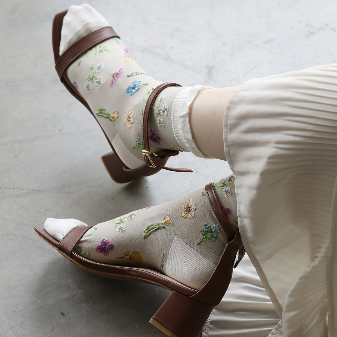 021141010 Bamboo Rayon Botanical Design Crew Socks