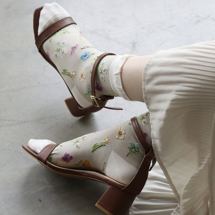 021141010 Bamboo Rayon Botanical Design Crew Socks