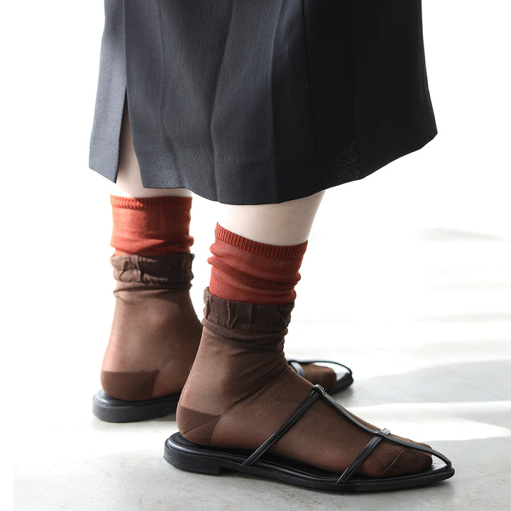 021141012 Sheer Layered Bicolour Crew Socks