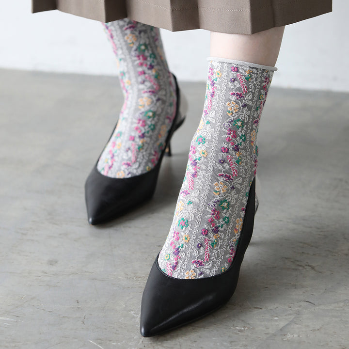 021141051 Wildflower Stripe Bamboo Rayon Crew Socks