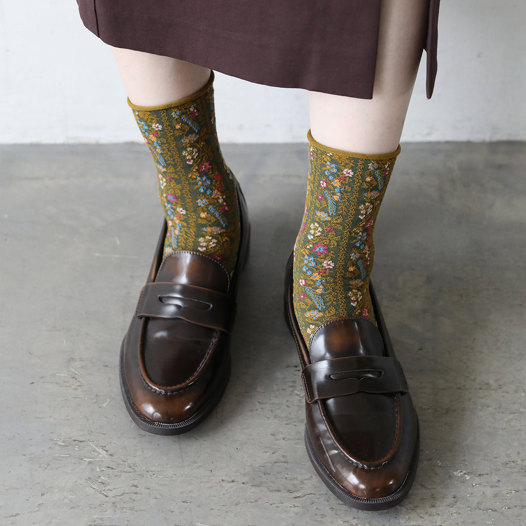 021141051 Wildflower Stripe Bamboo Rayon Crew Socks