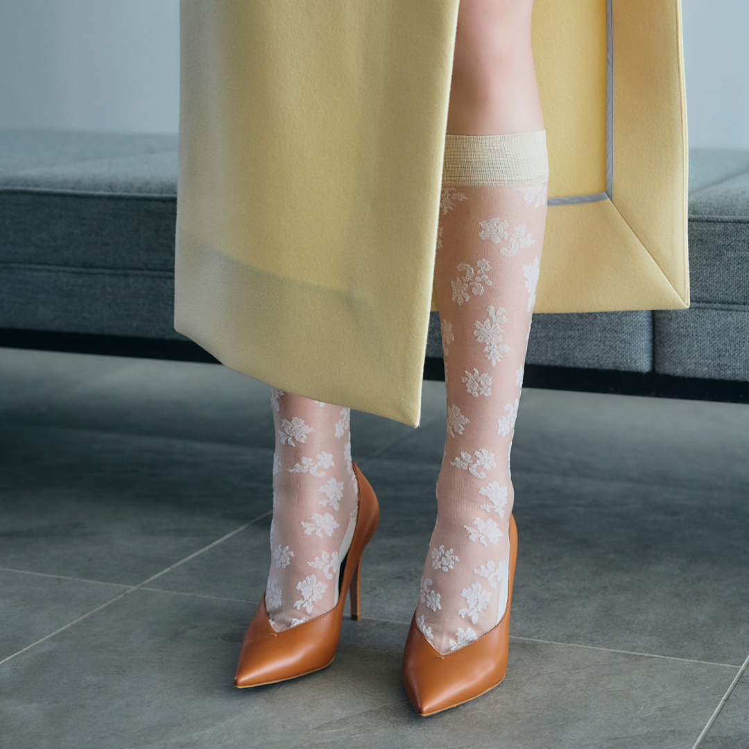 021170205 Semi Sheer Lacy Knee High Socks