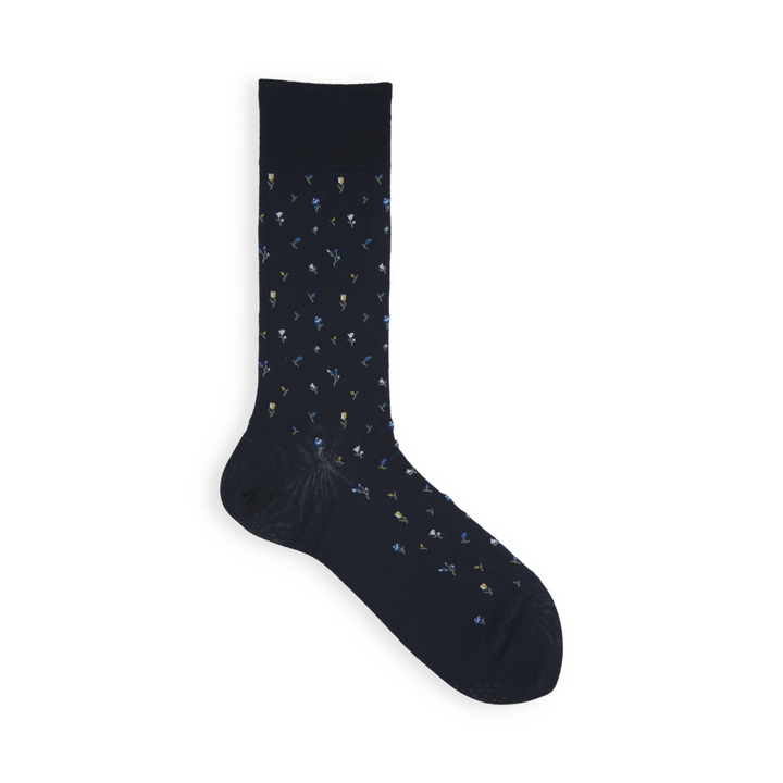 062142378 Supima Cotton Flower Mid-Calf Socks