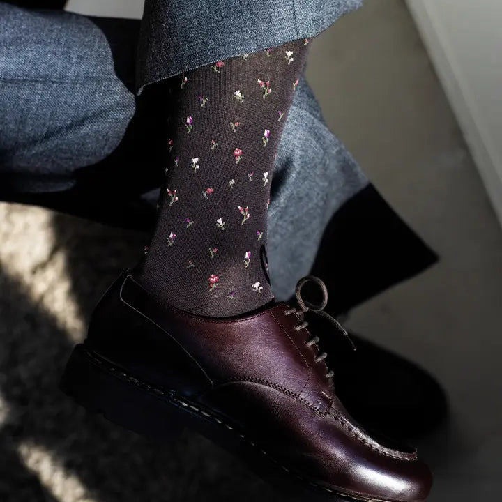 062142378 Supima Cotton Flower Mid-Calf Socks