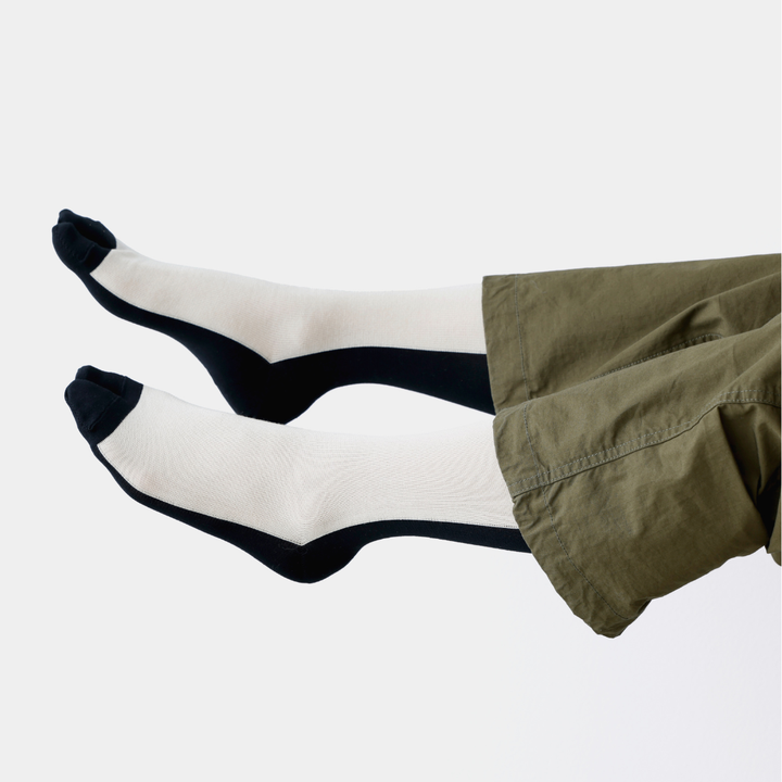 062140430 Bicolour Tabi Crew Socks M