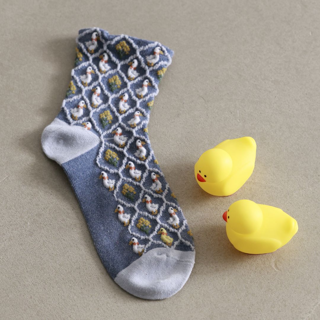 011133103 Wool Blend Duck Pattern Low Crew Socks
