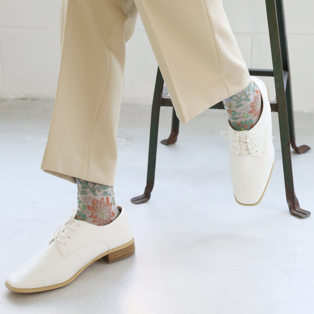 Beige Flower Embroidered Pattern Socks