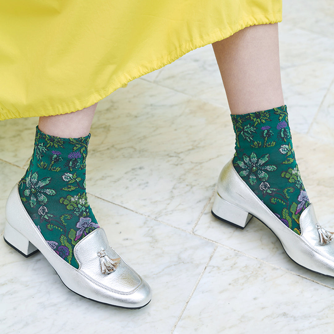 Green Flower Embroidered Pattern Socks